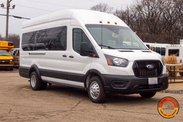 Ford Transit – White (11 passengers)